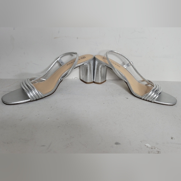 Bella Vita Zariah Strappy Slingback Sandal SZ 12 WW - Picture 3 of 9